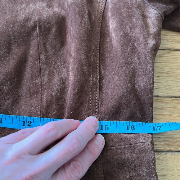 Suede Jacket (needs work) - Picture 12 of 12